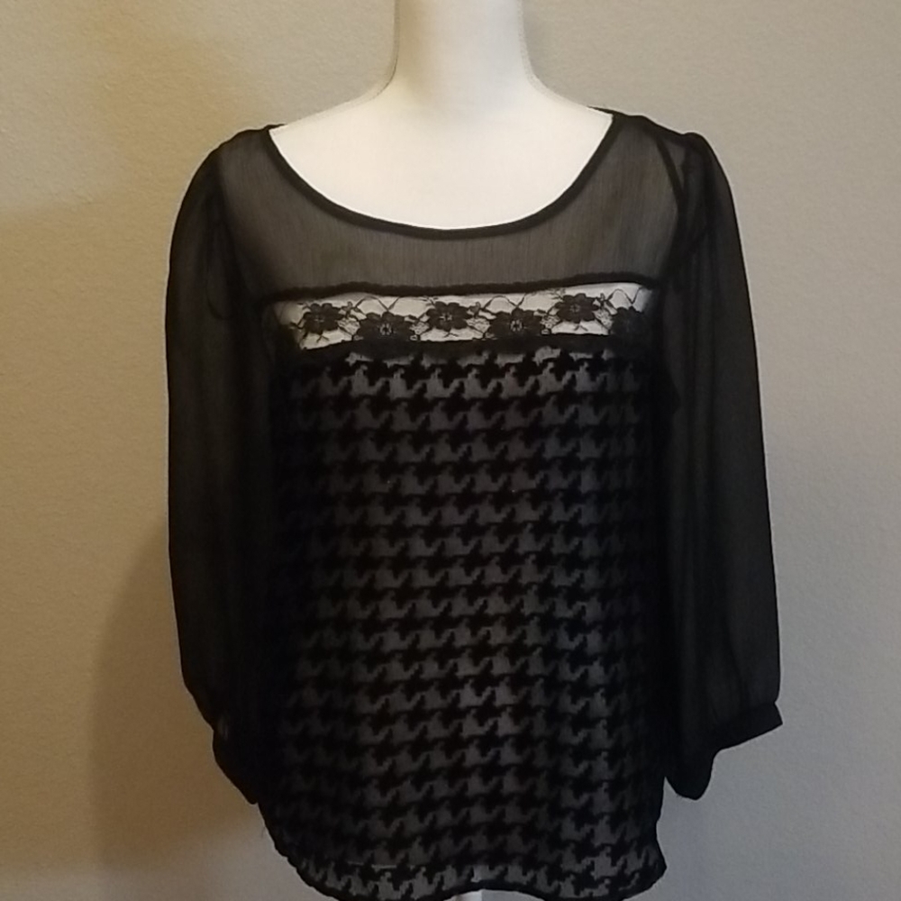 2bebe chiffon pattern blouse with keyhole